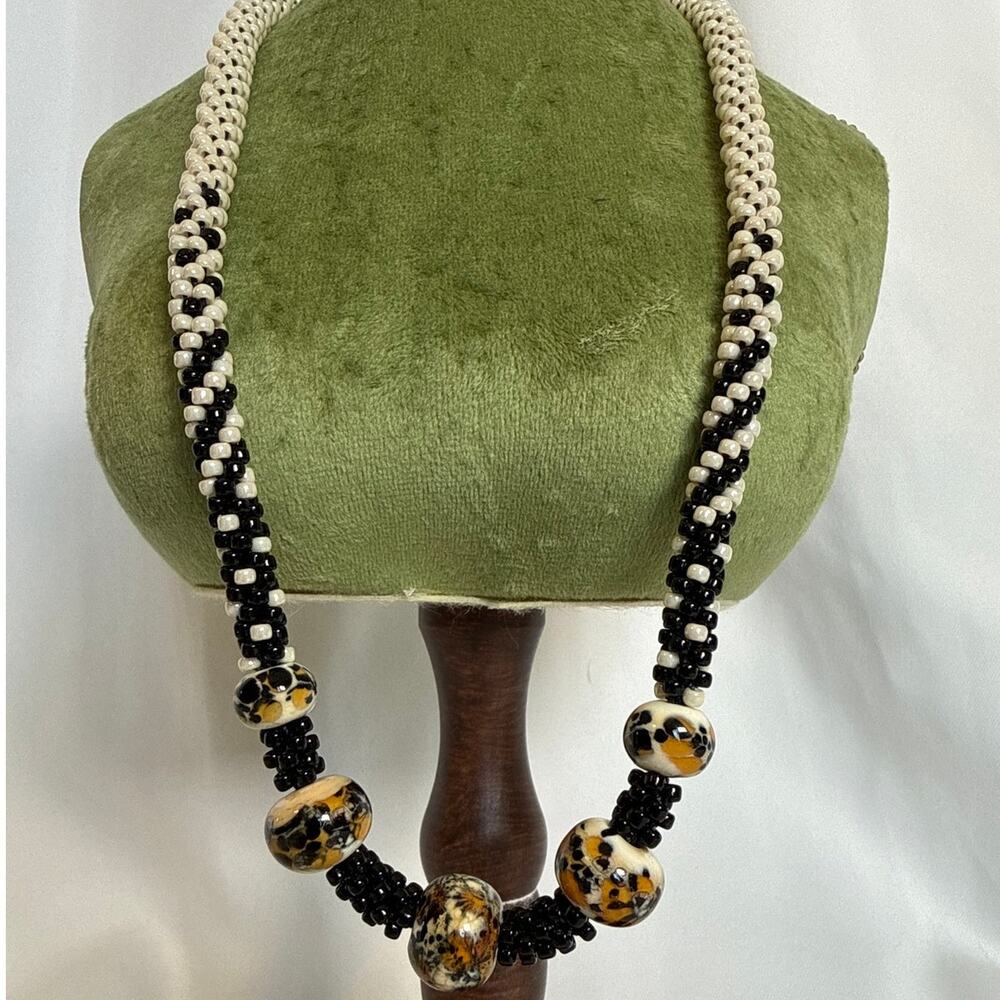 Vintage Artisan Spiral Beaded Rope Necklace Black White Torsade Magnetic Clasp